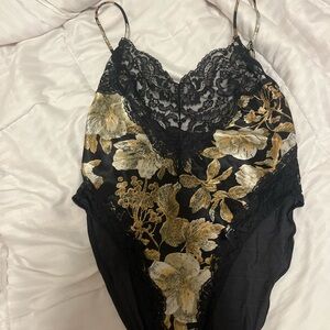 Floral Lace Bodysuit